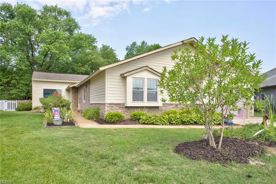 612 Blue Lake Court, Virginia Beach, VA 23462 - #3