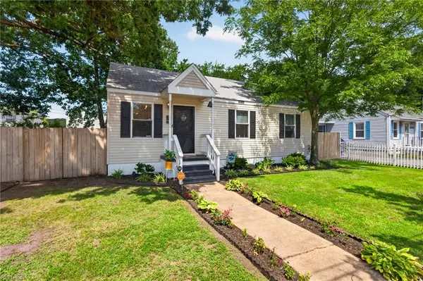 8824 Old Ocean View Road, Norfolk, VA 23503
