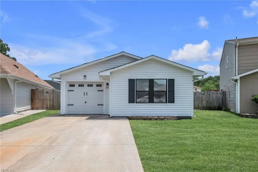 2931 Delaware Xing, Virginia Beach, VA 23453 - #3