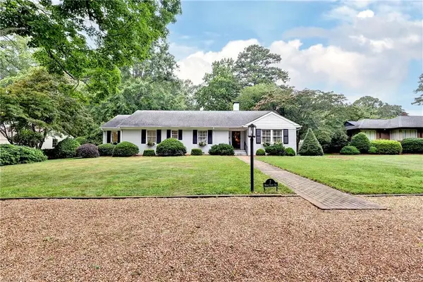7 Merry Point Terrace, Newport News, VA 23606