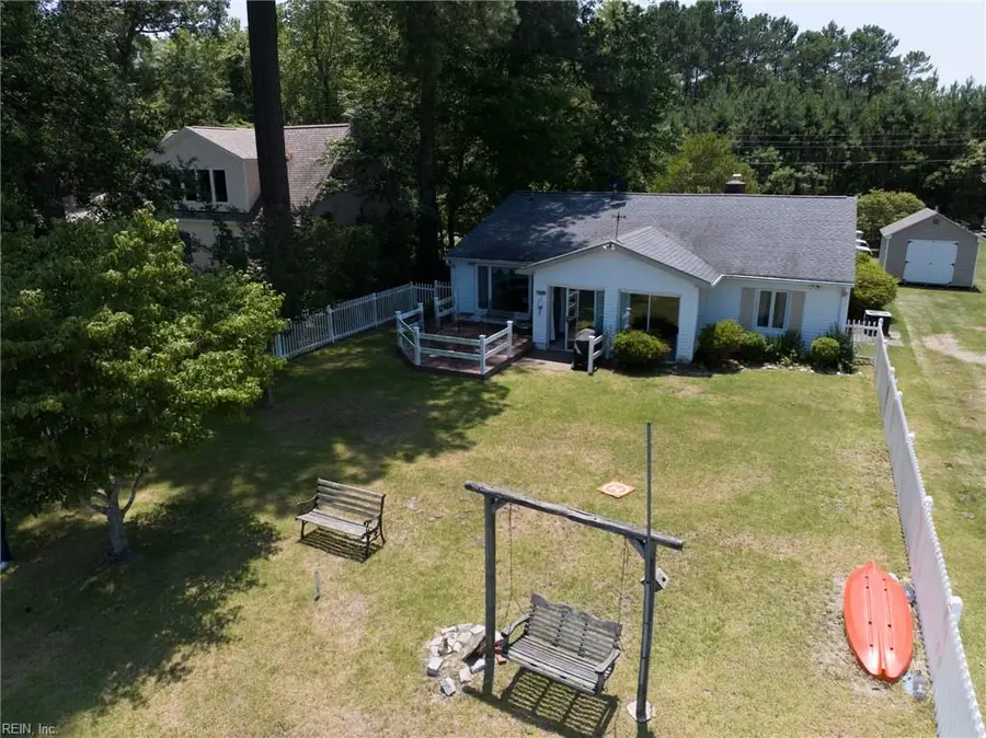 12017 Roane Avenue, Gloucester, VA 23061 - #2
