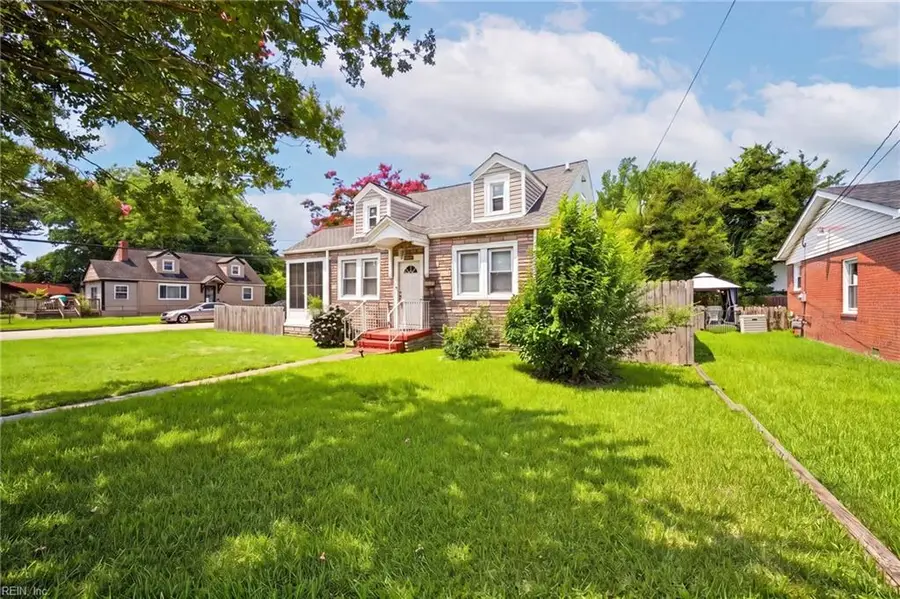 2218 Staunton Avenue, Portsmouth, VA 23704 - #3