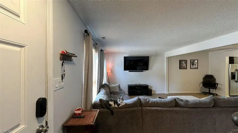 536 Biltmore Drive, Virginia Beach, VA 23454 - #3