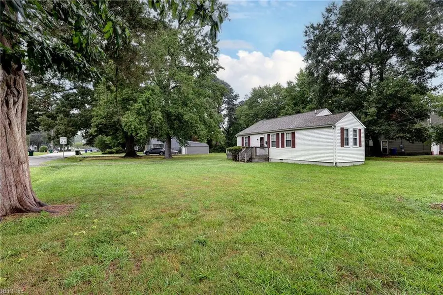 5900 Wickham Avenue, Newport News, VA 23605 - #2