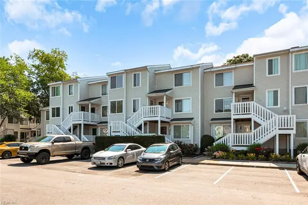 670 Seawatch Cove, Virginia Beach, VA 23451