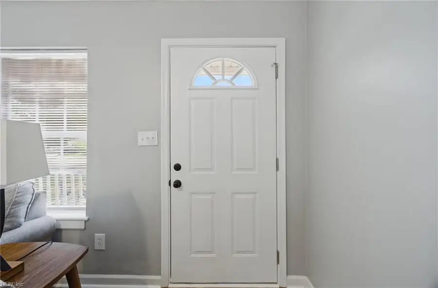 728 Center Avenue, Newport News, VA 23605 - #3