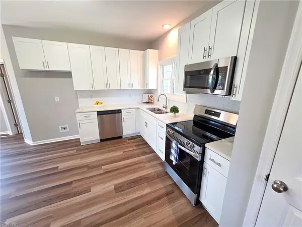 1 Columbia Court, Portsmouth, VA 23704