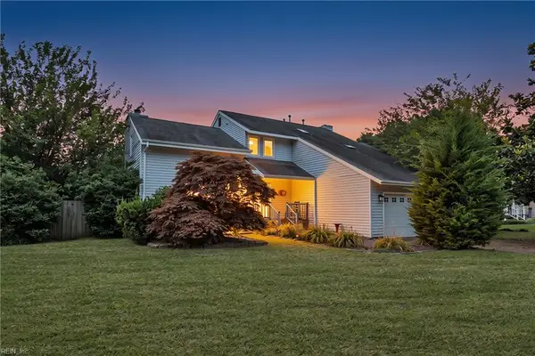 206 Woodburn Drive, Hampton, VA 23664