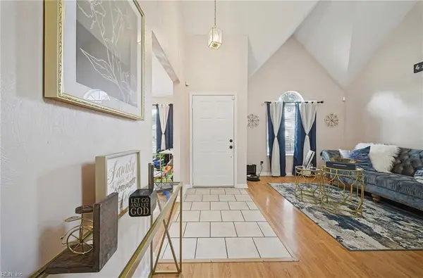 9 Centre Port Circle, Portsmouth, VA 23703