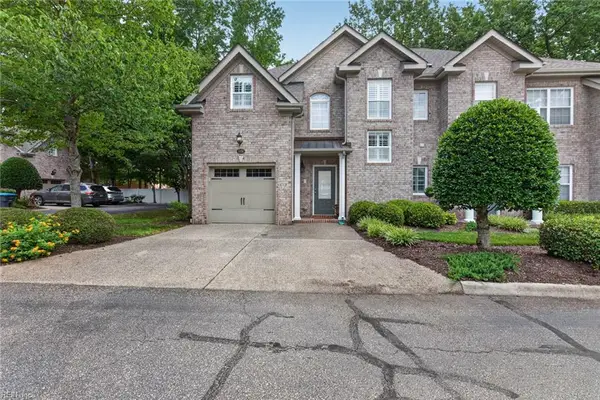1036 Horton Place, Virginia Beach, VA 23454
