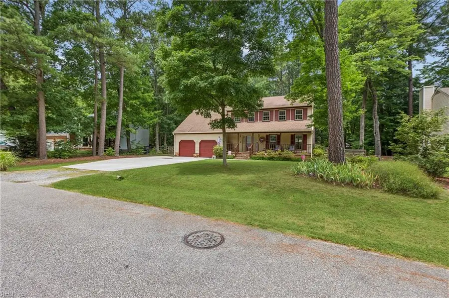 102 Edgewood Court, Yorktown, VA 23692 - #2