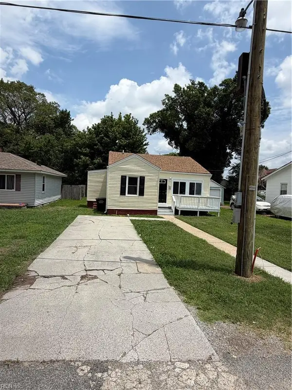 2403 Acorn Street, Portsmouth, VA 23704