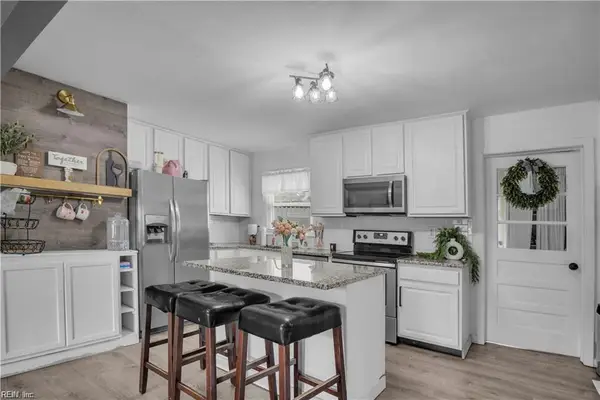 421 Plummer Drive, Chesapeake, VA 23323