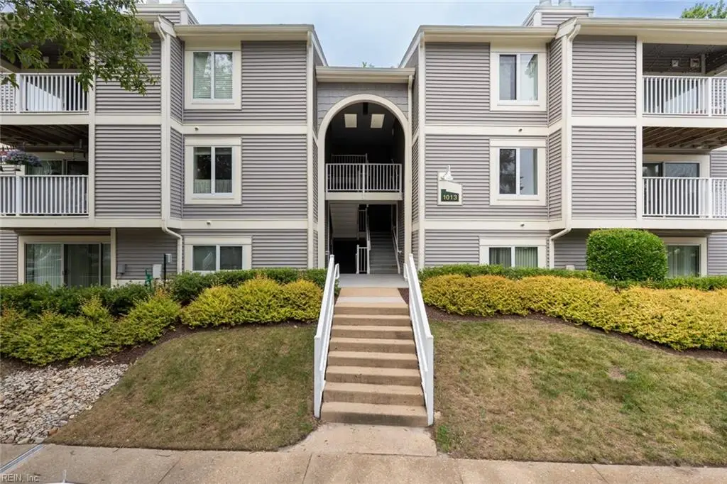 1013 Autumn Woods Lane #103, Virginia Beach, VA 23454 - #1