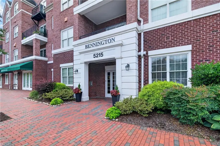 5215 Center Street #410, Williamsburg, VA 23188 - #2