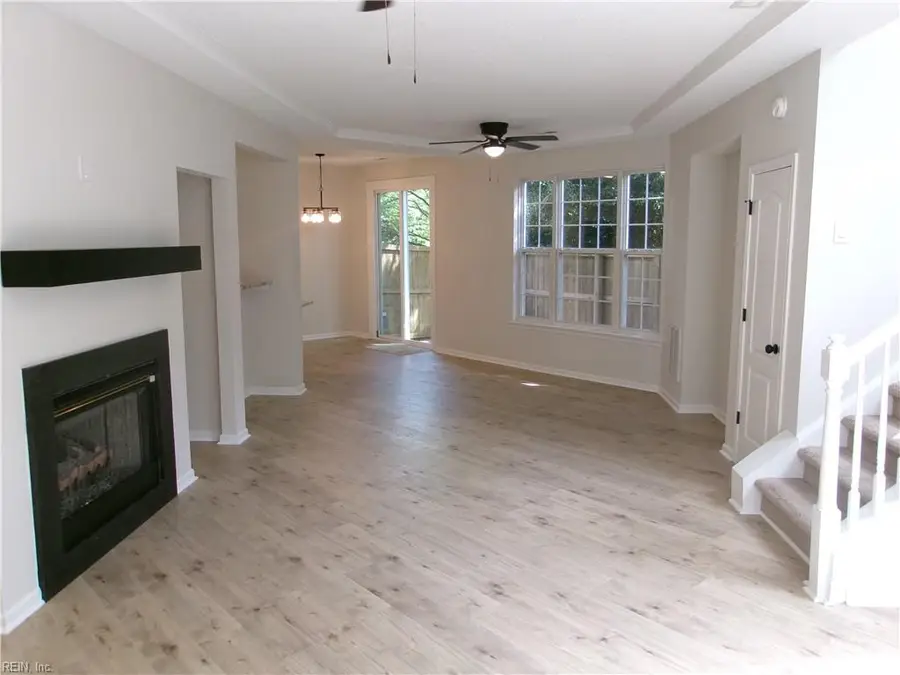 824 Oak Springs Court, Newport News, VA 23602 - #2