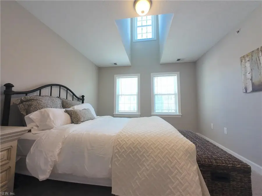 1016 Thoroughgood Way #302, Chesapeake, VA 23324 - #3