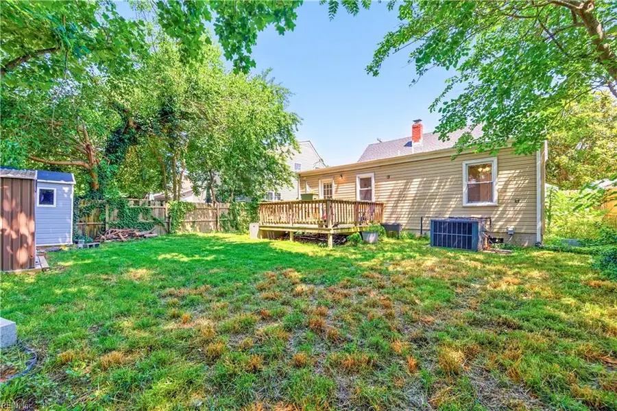 325 E Lorengo Avenue, Norfolk, VA 23503 - #3