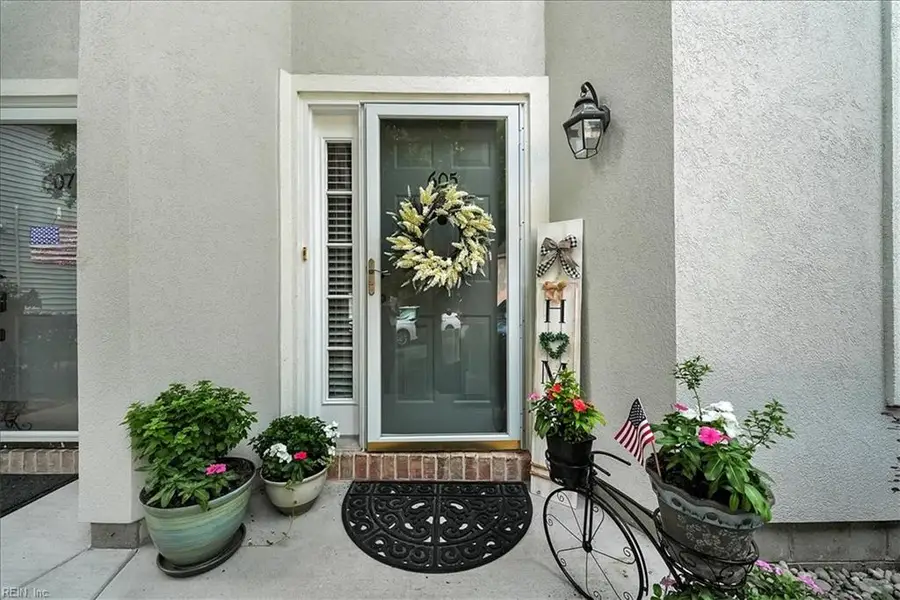 605 Sail Fish Quay, Chesapeake, VA 23320 - #2