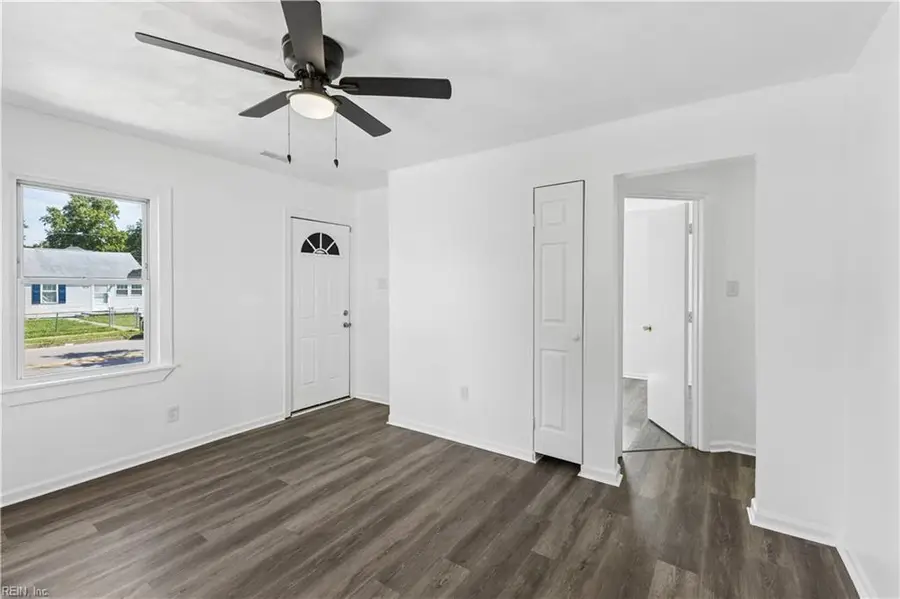1079 Johnstons Road, Norfolk, VA 23513 - #3