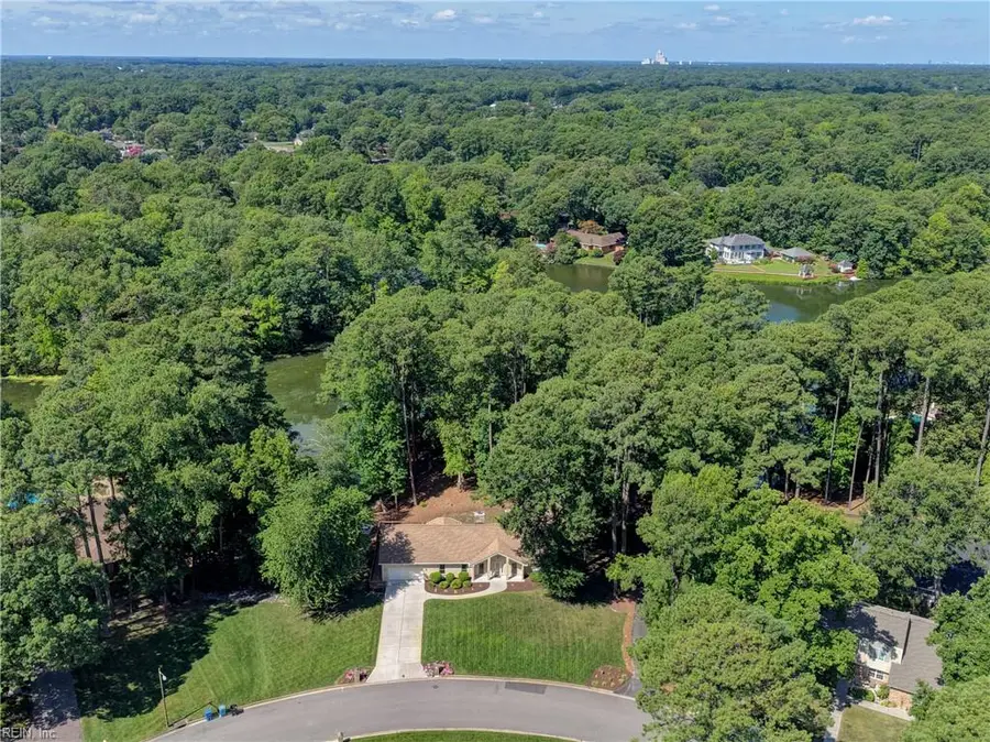 1277 Mossy Oaks Court, Virginia Beach, VA 23454 - #2