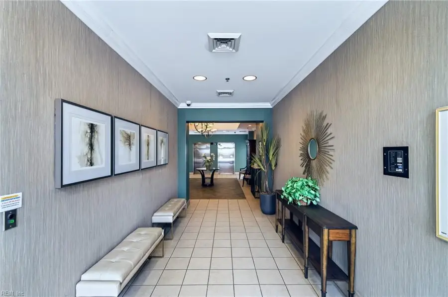2213 William Styron S Square, Newport News, VA 23606 - #2