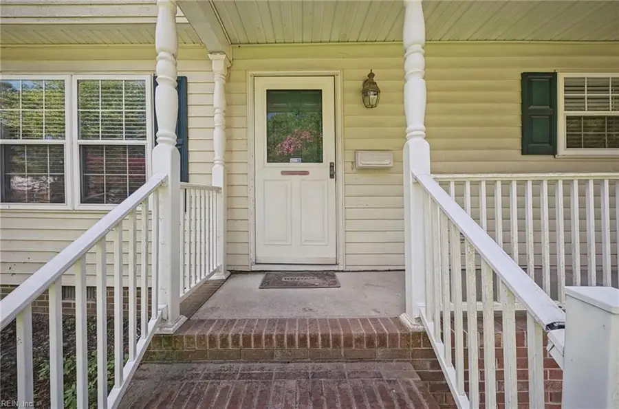 68 Sweetbriar Drive, Newport News, VA 23606 - #2