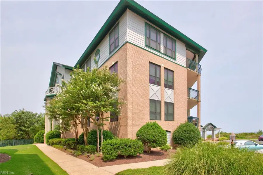 3248 Page Avenue #104, Virginia Beach, VA 23451 - #3