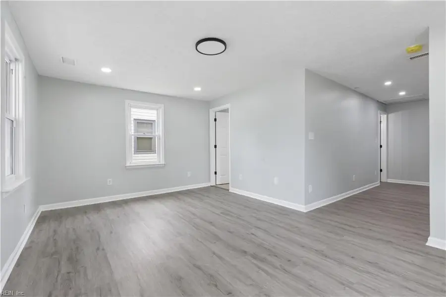 1418 Victoria Boulevard, Hampton, VA 23661 - #3