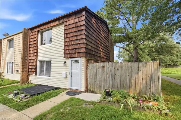 1208 Green Cedar Lane, Virginia Beach, VA 23453