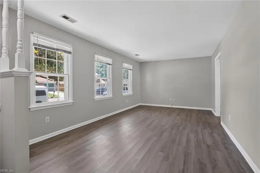 945 Red Oak Circle, Newport News, VA 23608 - #3