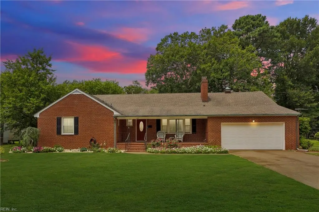667 Yorktown Road Road, Poquoson, VA 23662 - #1