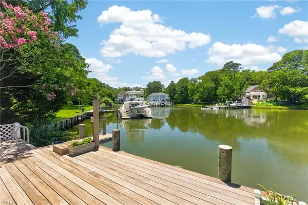 419 48th Street, Virginia Beach, VA 23451