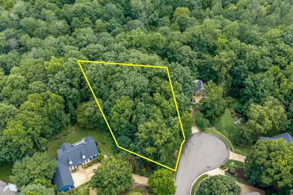 109 Aberdeen, Williamsburg, VA 23188