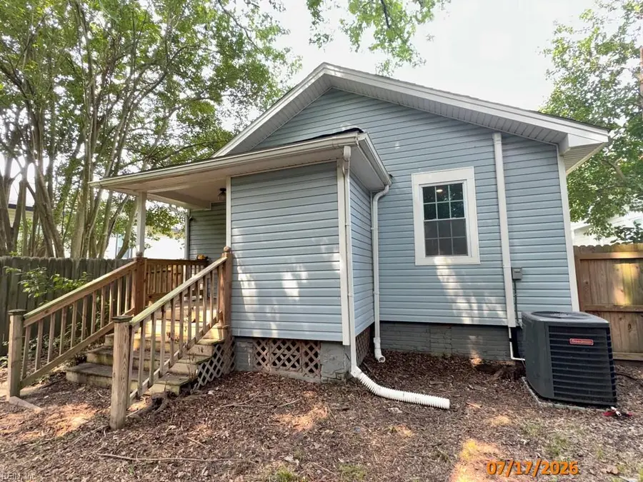 919 Decatur Street, Chesapeake, VA 23324 - #2