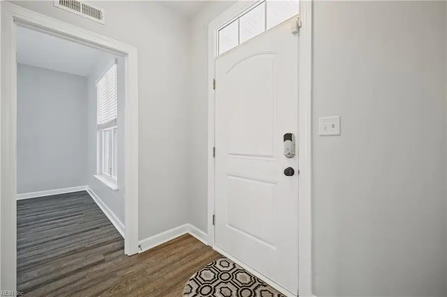 810 S Main St Street, Norfolk, VA 23523 - #3