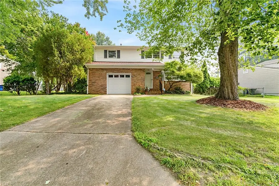 142 Linbrook Dr Drive, Newport News, VA 23602 - #3