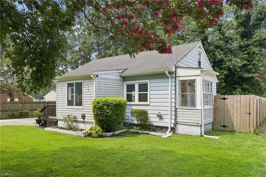 1 Baxter Street, Hampton, VA 23669 - #3