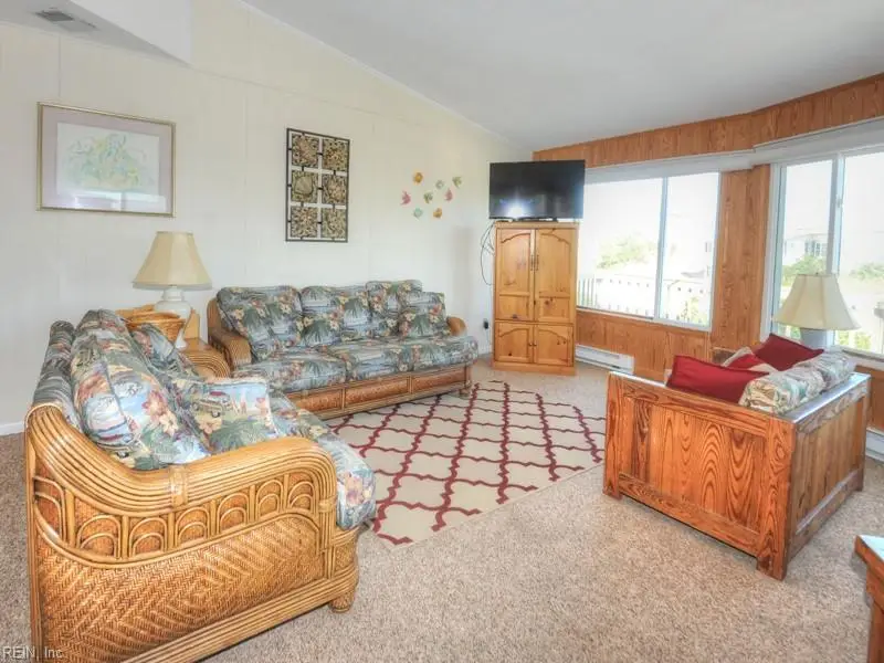 2933 Sandfiddler Rd Road, Virginia Beach, VA 23456 - #2