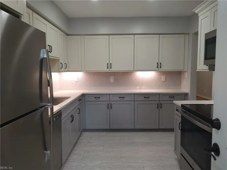 2056 Atwater Circle, Norfolk, VA 23509 - #2