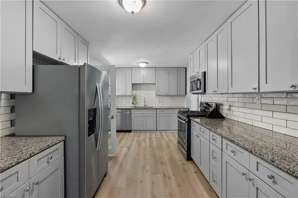 48 Cornwall Terrace, Hampton, VA 23666