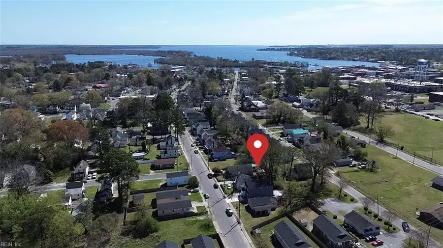 305 W Cypress Street, Elizabeth City, NC 27909 - #2