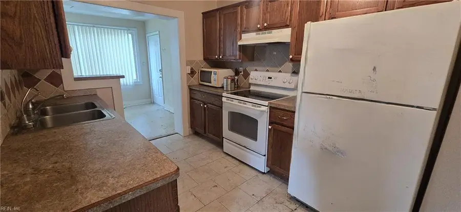 104 Earl Court, Suffolk, VA 23434 - #2