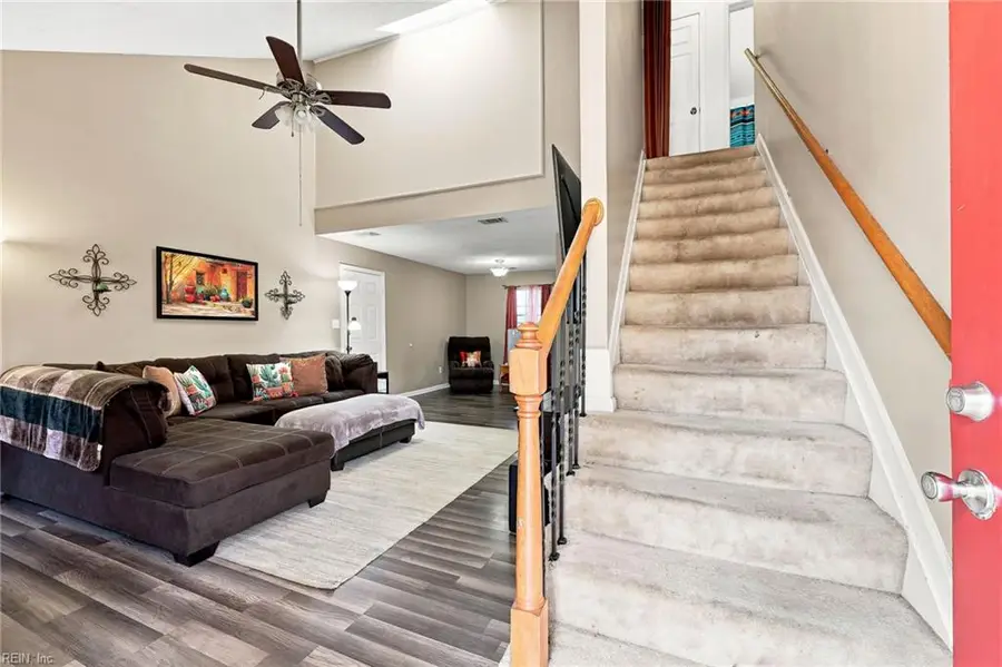 205 Hunt Club Run S, Newport News, VA 23608 - #2