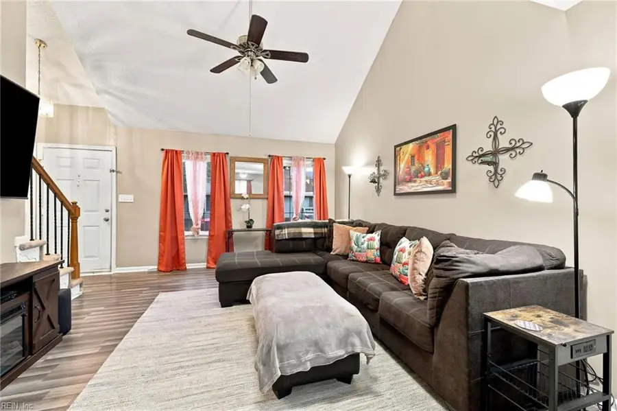 205 Hunt Club Run S, Newport News, VA 23608 - #3