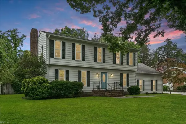 21 E Governor Drive, Newport News, VA 23602