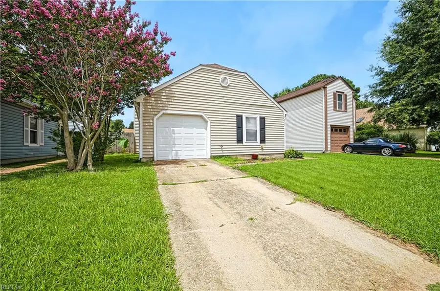 827 Chimney Hill Parkway, Virginia Beach, VA 23462 - #2