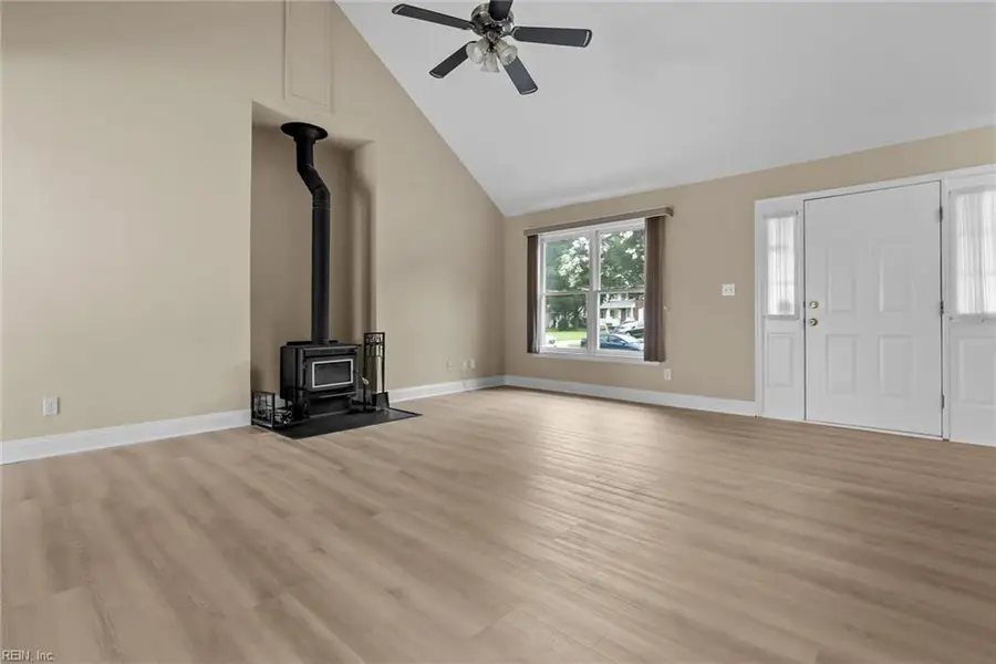 317 Spurlane Circle, Chesapeake, VA 23322 - #3