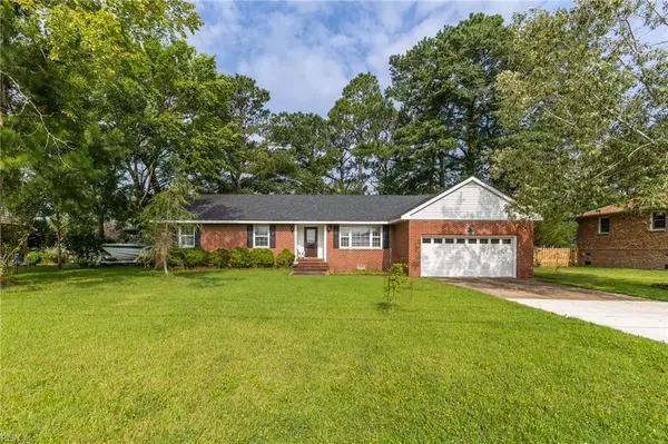 220 Deepwater Drive, Chesapeake, VA 23322
