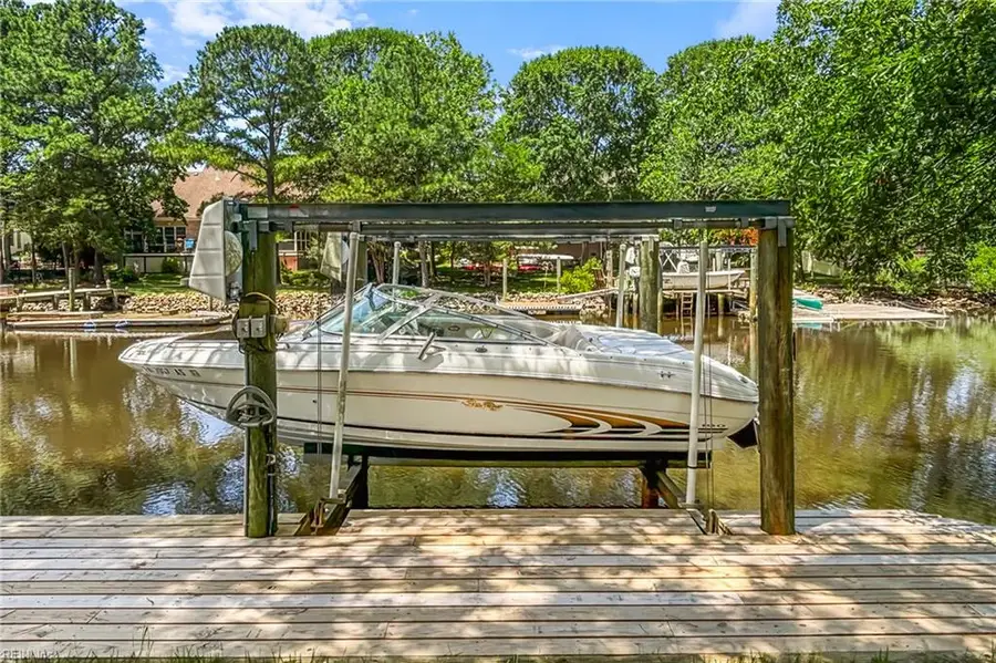 220 Deepwater Drive, Chesapeake, VA 23322 - #3